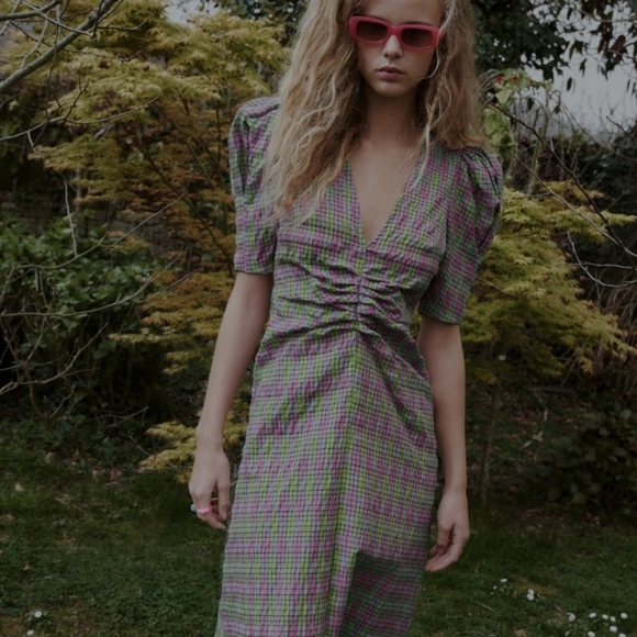Zara plaid dress - Picture 1 of 14